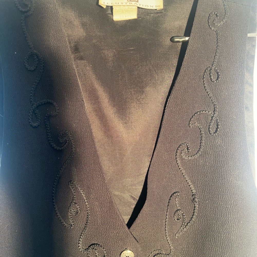 Black Embroidered Button-Front With Beautiful Met… - image 6